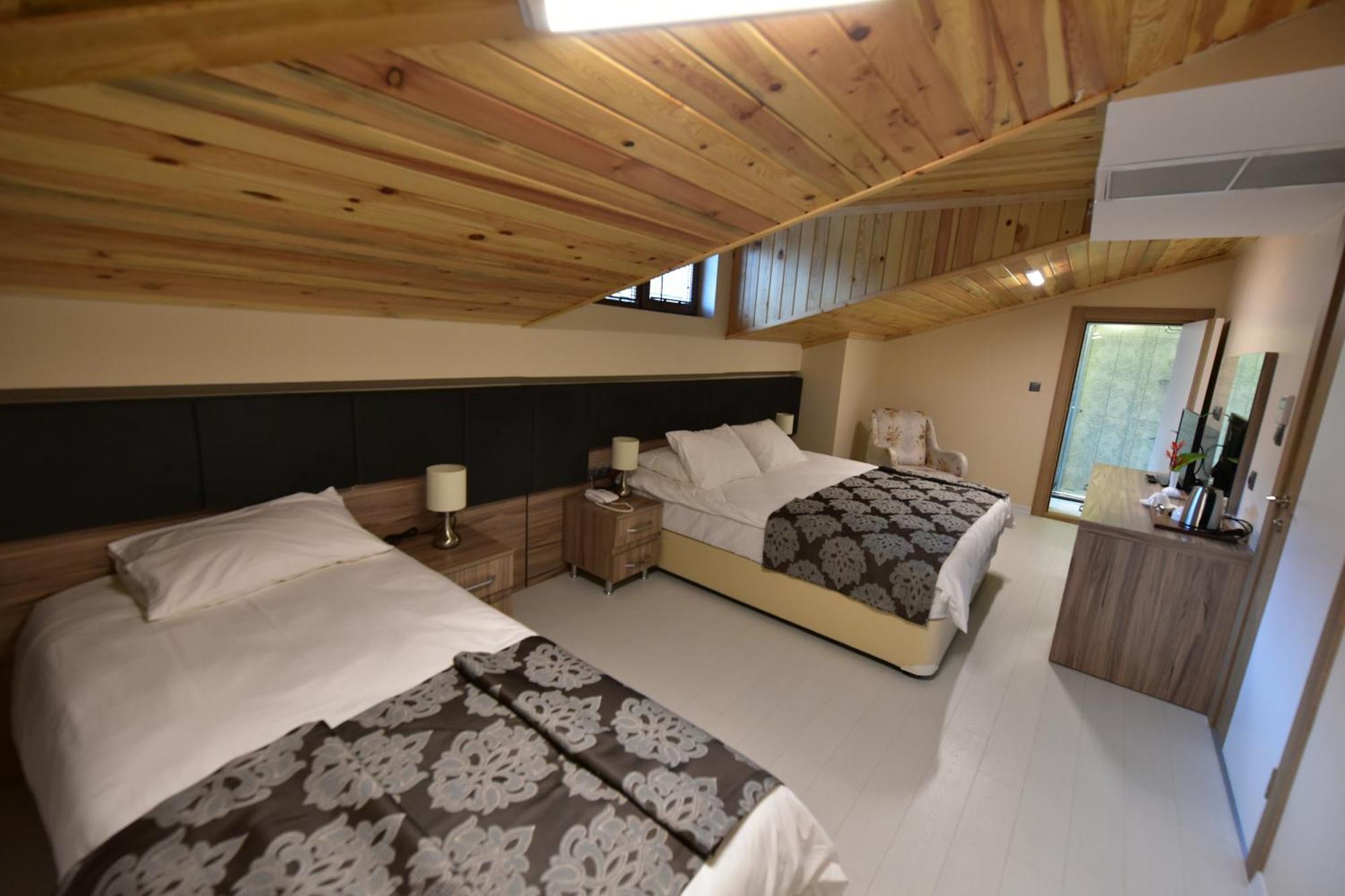 Hotel Dora Butik 3*