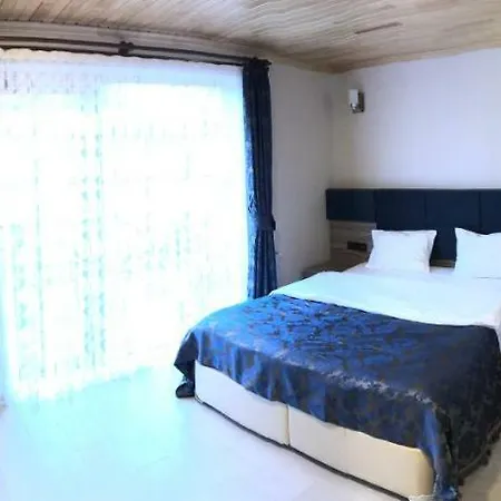 Dora Butik Otel Arakli Экстерьер фото