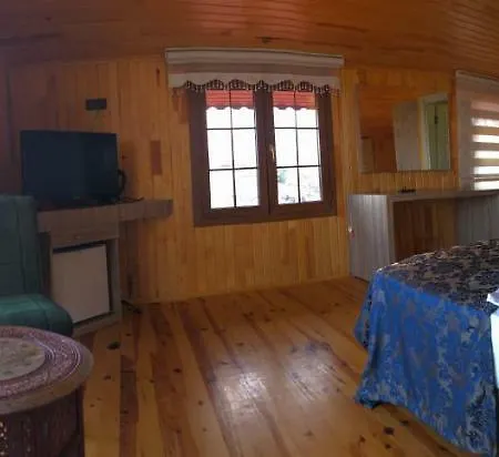 Dora Butik Otel Arakli Экстерьер фото